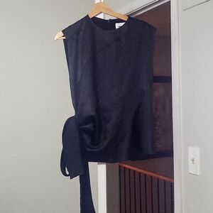 Sleeveless wrap blouse